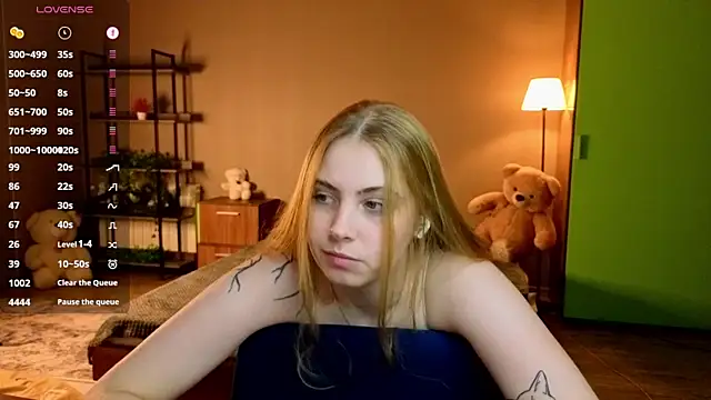 CristyHibbits live