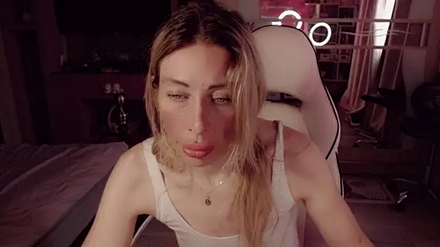 AnnieGOld_ live