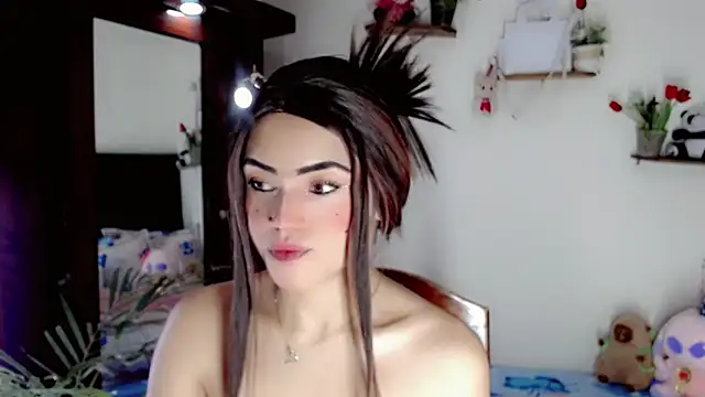 NathalialLooes live