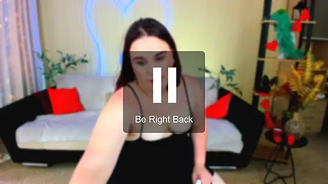 OliviaTwens live