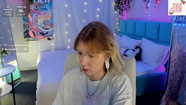 Elira_Vane live