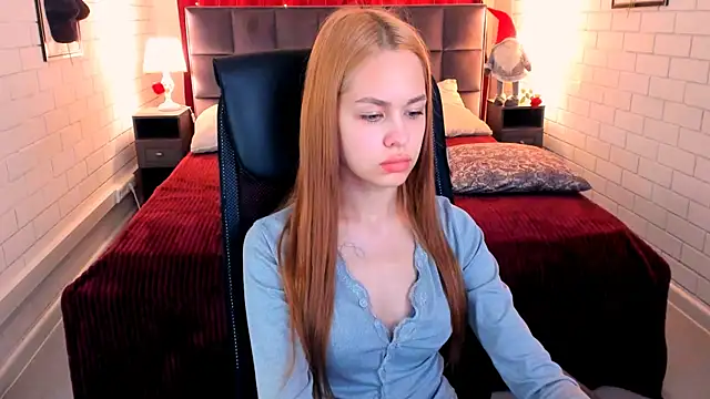 UliaNeer live
