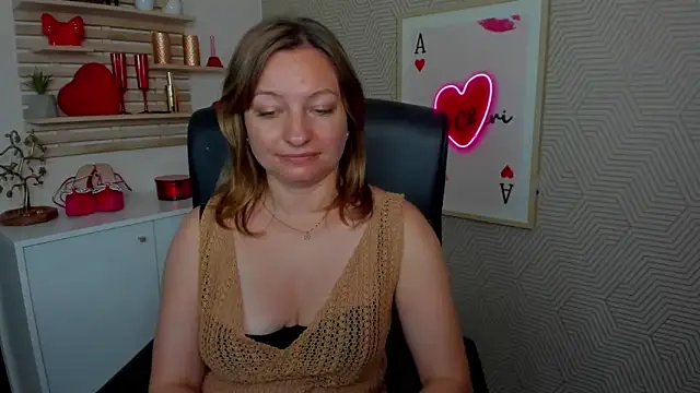angelaSamt profile