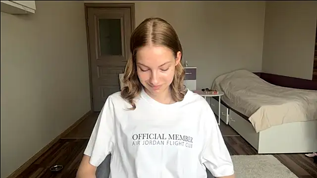 ElviaHoeffner live