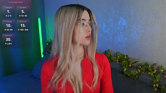 LindaThackerr live