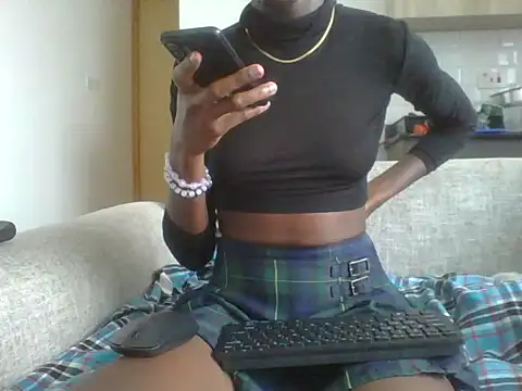 chocolateberry66 live