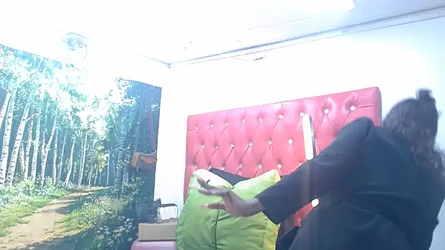 Lucile_Carrie live
