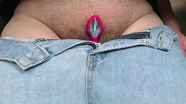 EmmyMessyX live
