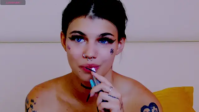 YasminnStorm live