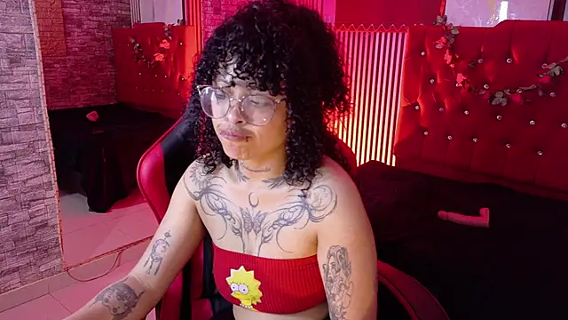 mia_hernnandez live