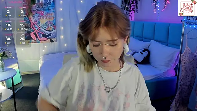 Elira_Vane live