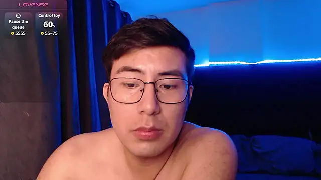 andrewmhilton_ live