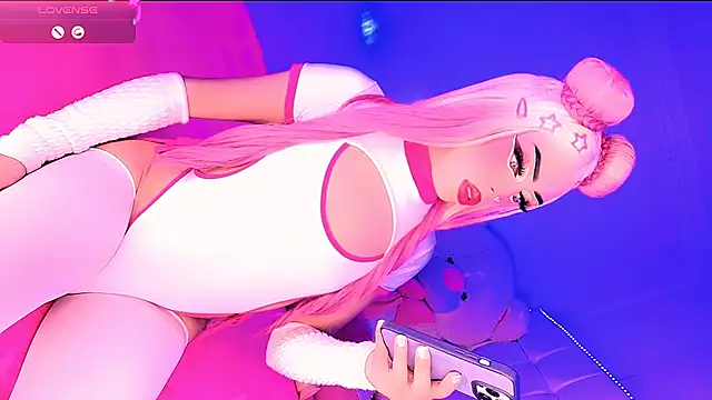 Blonde_fuck live
