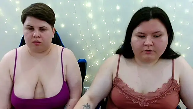 BeckyAndHellen live