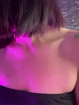 Mia_fiire live