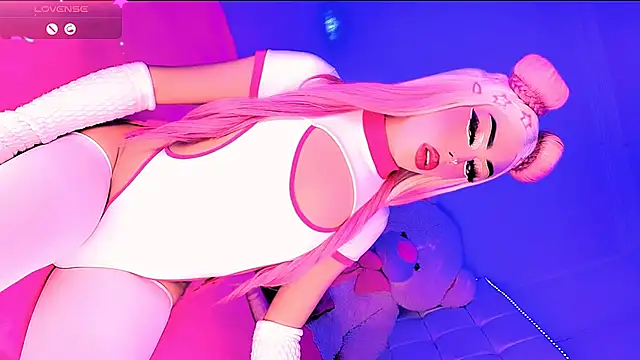 Blonde_fuck live