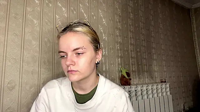 KimWarner live