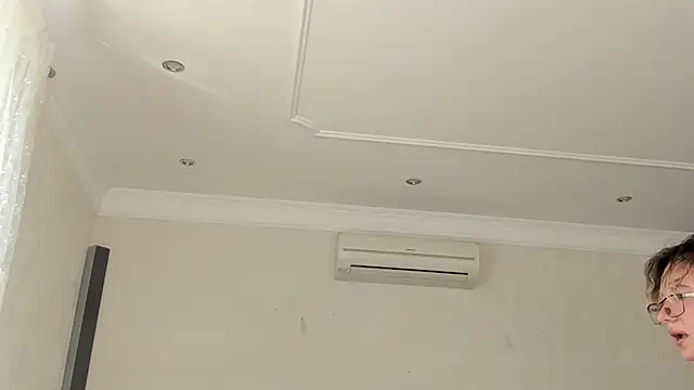 Lilith_lutherlow live