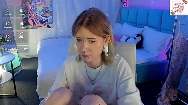 Elira_Vane live