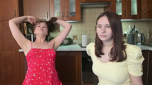 HotCaramellsTV live