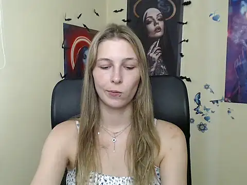 StrangerGi live