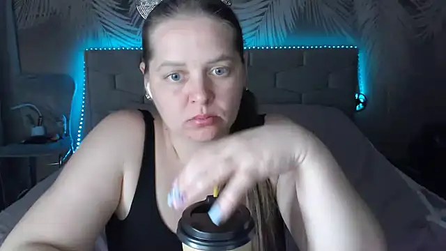 uliastar live