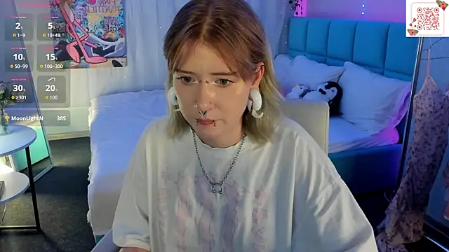 Elira_Vane live