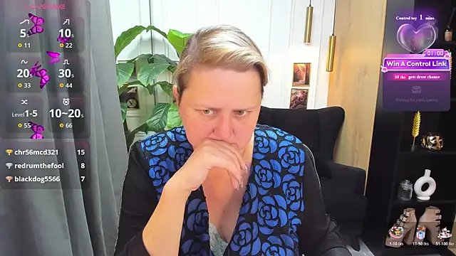 ScarlettSoft live