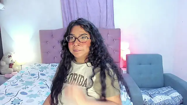 Latinabombsheell live