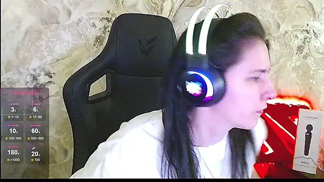 Irwi_Tomboy live