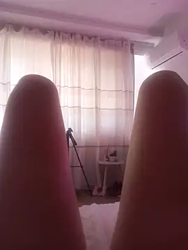 LauraDelightX live