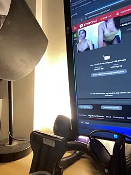hugecock_cali live