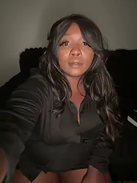 KateEverly live