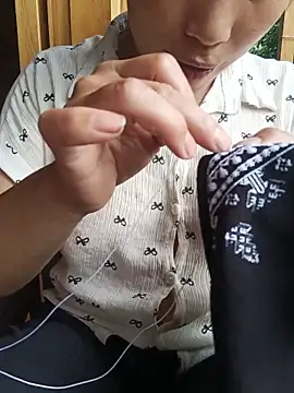 Evelyn-n live