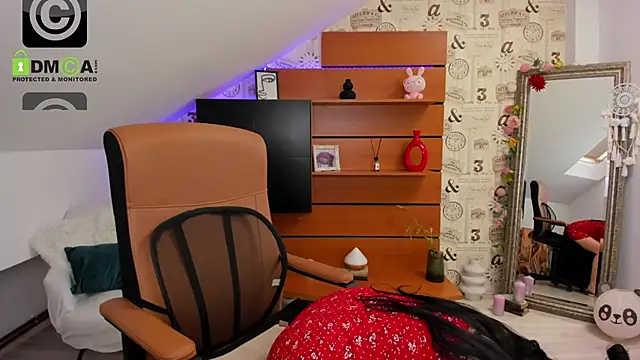 EmillyTaylor live