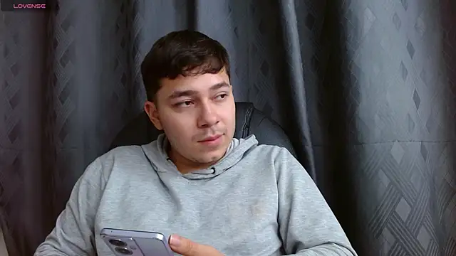Julian_Smith21 live
