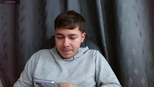 Julian_Smith21 live