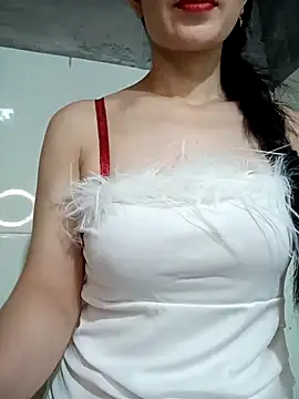 Vyvvyy69 live