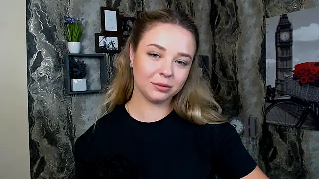 NicoleAura live