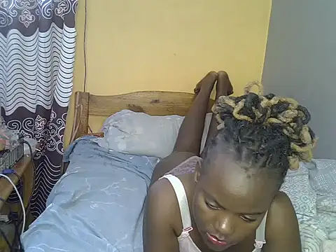 Cocoa_petite live