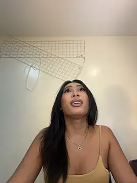 hugecock_tamira live