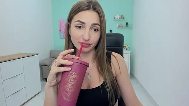 LaraSmelal live