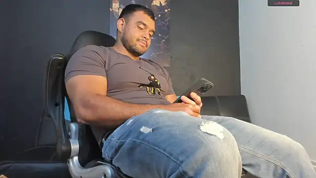 Big_furry_bear13 profile