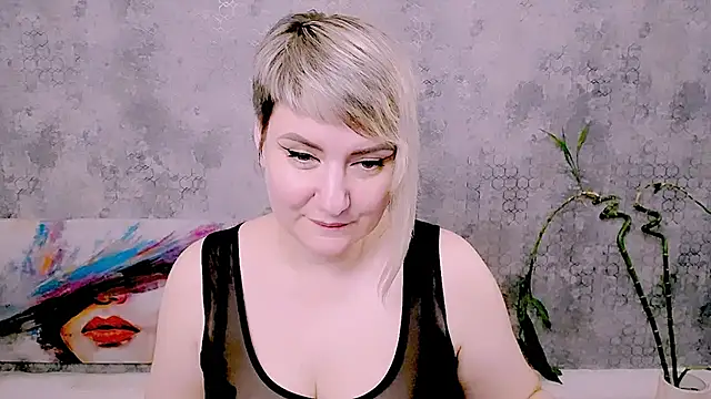 Djullia live