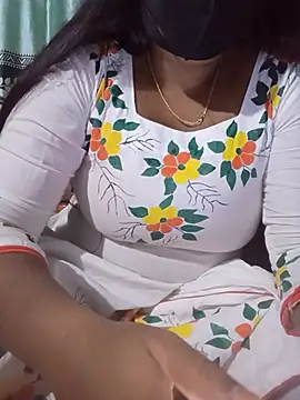 Laralina11 live