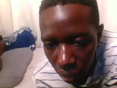 Goldy_petite live