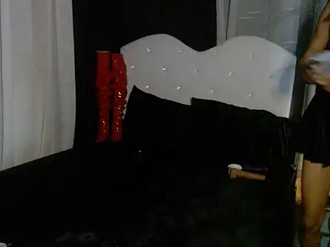 AshantTsiBigCock live