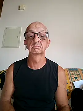 OutsideDunce live