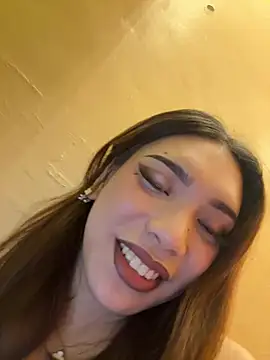 SideChick_Bunny live