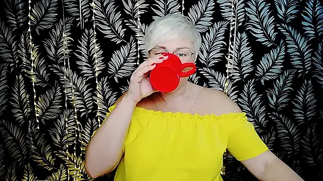 Olivia_playful live